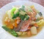 鮭と野菜の具沢山スープ
